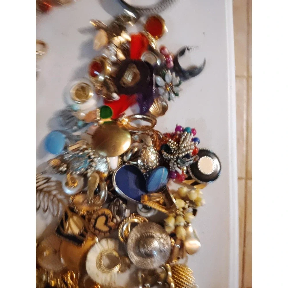 100++ Vintage To Modern Single Earring Craft Junk Lot#1